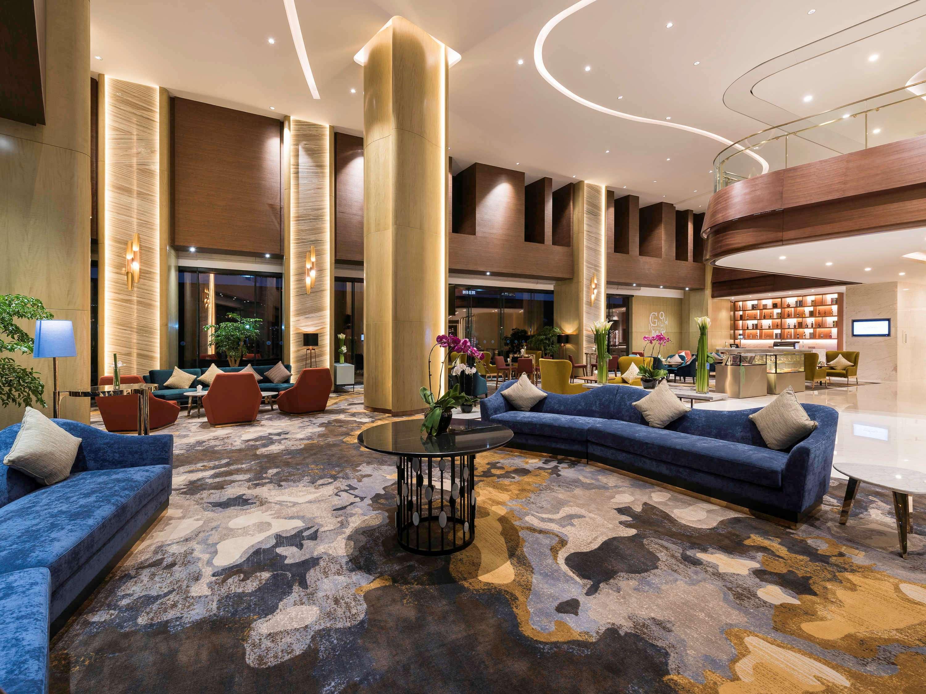 酒店 Novotel Hongqiao 5*